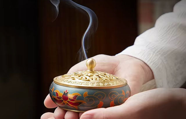 Chinese Herbal Incense vs. Indian Spice Incense
